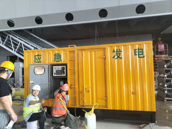 江安怎样判断空气滤清器是否需要更换？