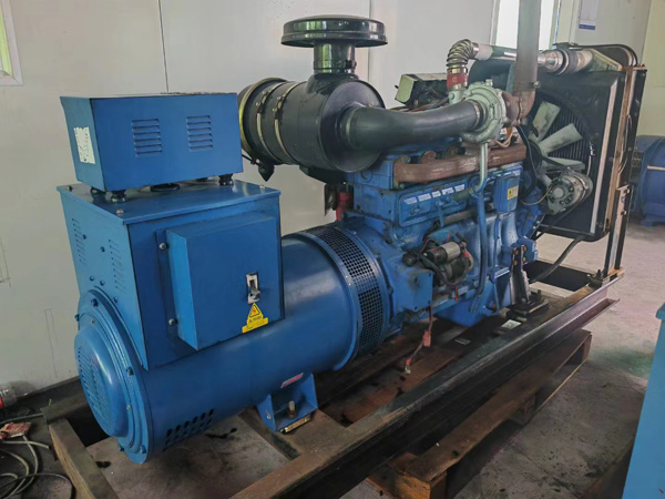 江安100kW柴油发电机组使用多级机油有哪些优缺点？